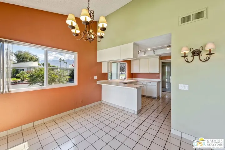 1938 E Grand Bahama Drive, Palm Springs, California 92264