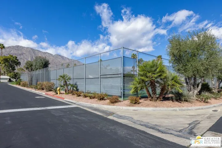 1938 E Grand Bahama Drive, Palm Springs, California 92264