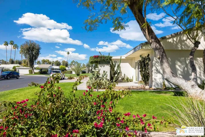 1938 E Grand Bahama Drive, Palm Springs, California 92264