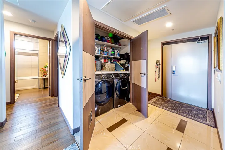 903 S New Hampshire Avenue 503, Los Angeles, California 90006