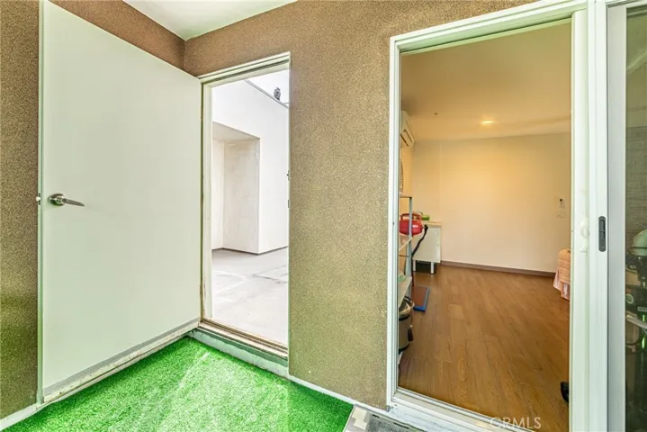 903 S New Hampshire Avenue 503, Los Angeles, California 90006