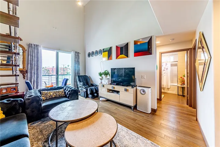 903 S New Hampshire Avenue 503, Los Angeles, California 90006
