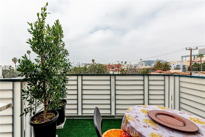 903 S New Hampshire Avenue 503, Los Angeles, California 90006