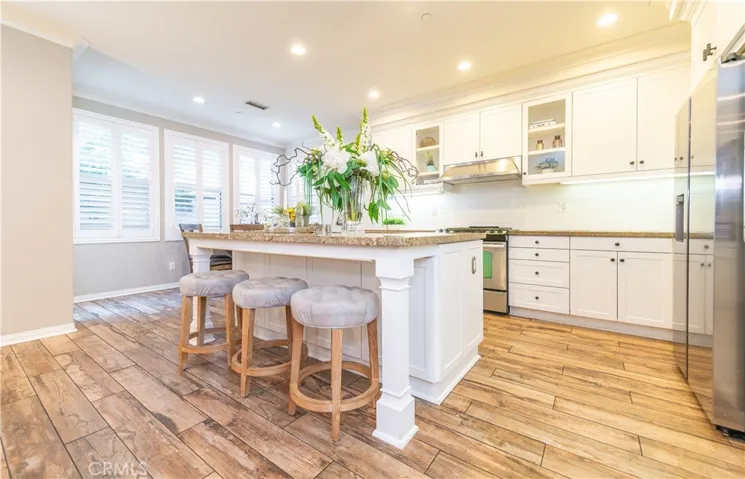 26 Maycrest 67, Irvine, California 92618