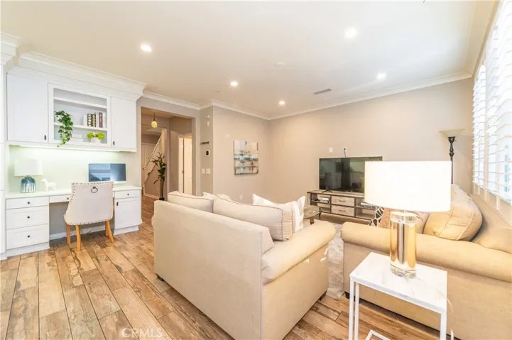 26 Maycrest 67, Irvine, California 92618