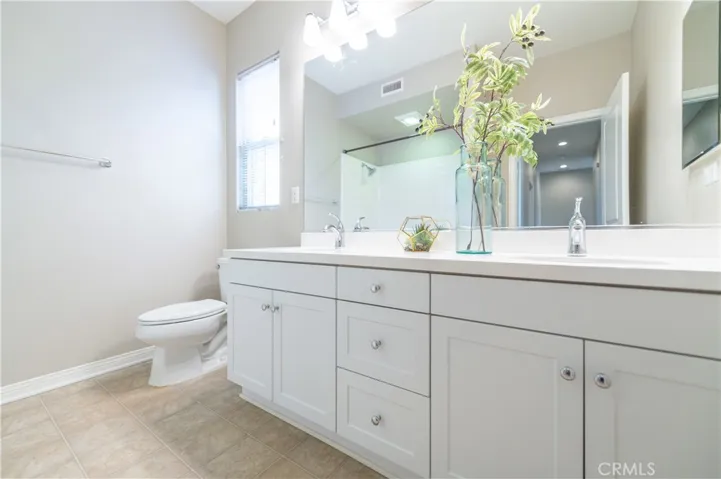 26 Maycrest 67, Irvine, California 92618