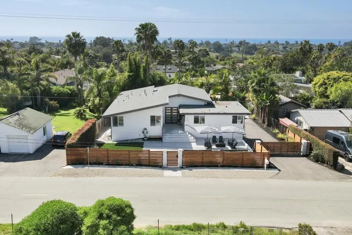 1524 Burgundy Road, Encinitas, California 92024