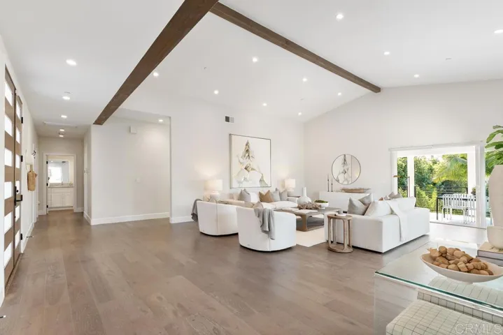 1524 Burgundy Road, Encinitas, California 92024