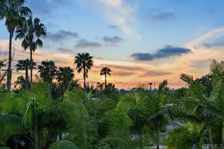 1524 Burgundy Road, Encinitas, California 92024
