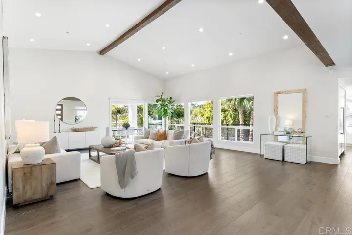 1524 Burgundy Road, Encinitas, California 92024