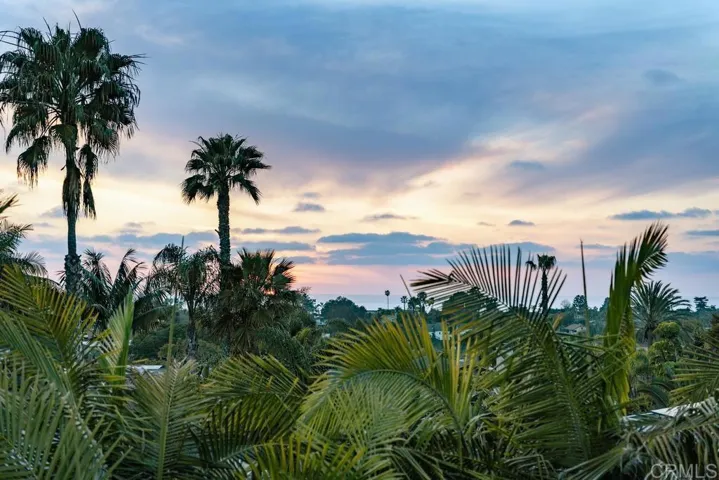 1524 Burgundy Road, Encinitas, California 92024
