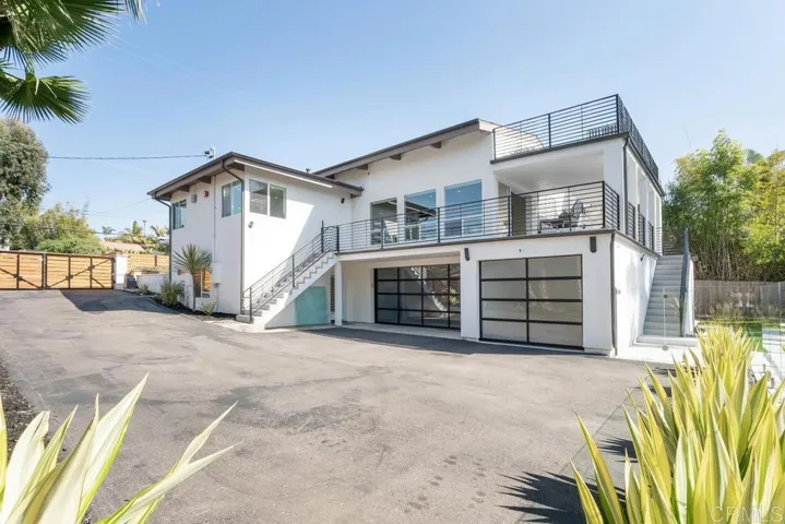 1524 Burgundy Road, Encinitas, California 92024