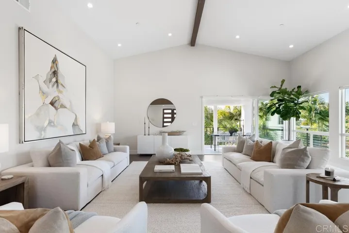 1524 Burgundy Road, Encinitas, California 92024
