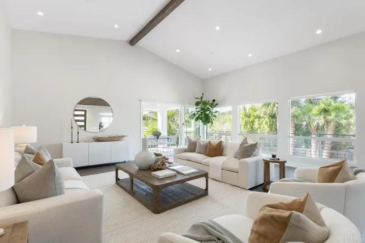 1524 Burgundy Road, Encinitas, California 92024