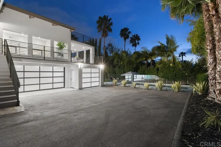 1524 Burgundy Road, Encinitas, California 92024