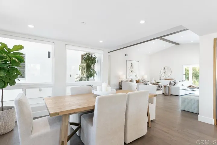 1524 Burgundy Road, Encinitas, California 92024