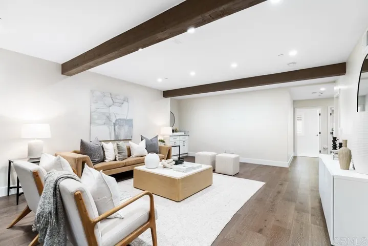 1524 Burgundy Road, Encinitas, California 92024