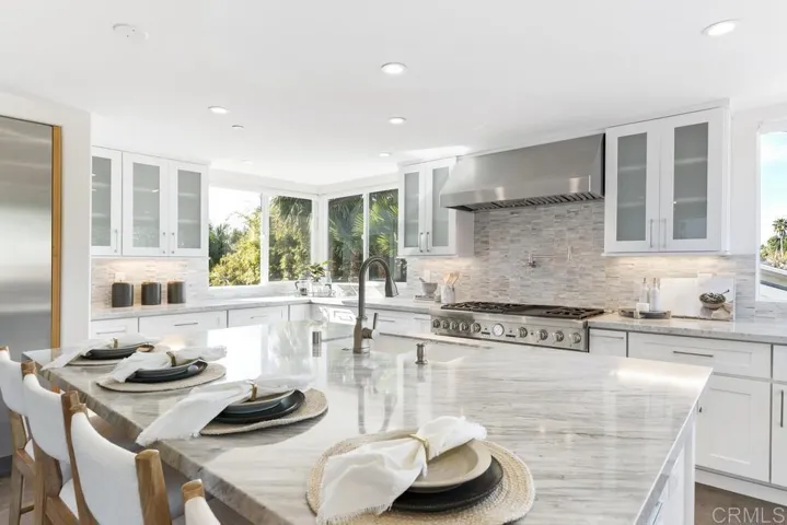 1524 Burgundy Road, Encinitas, California 92024