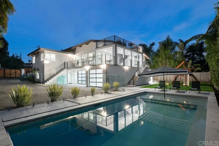 1524 Burgundy Road, Encinitas, California 92024