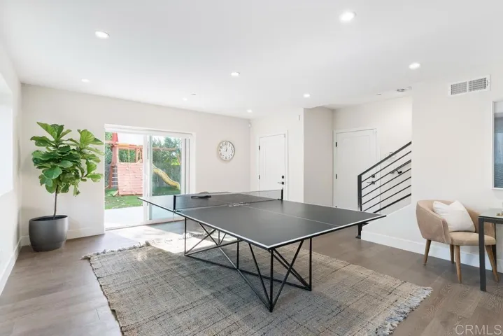 1524 Burgundy Road, Encinitas, California 92024