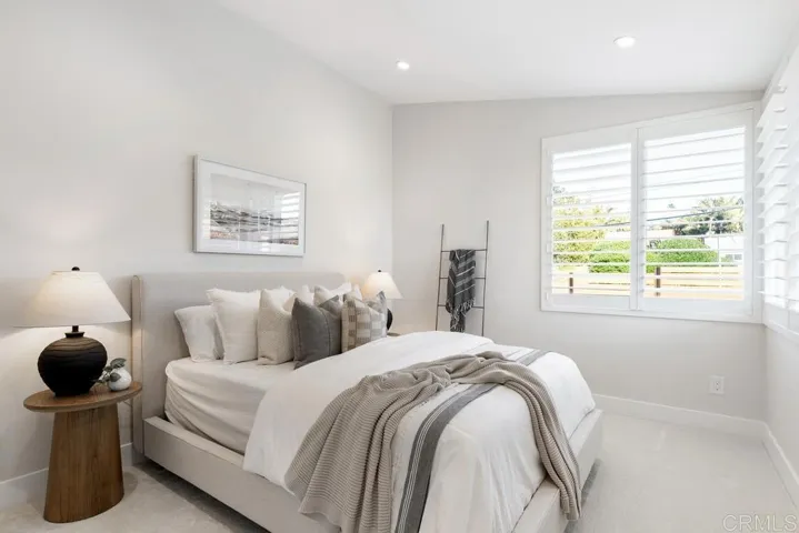 1524 Burgundy Road, Encinitas, California 92024
