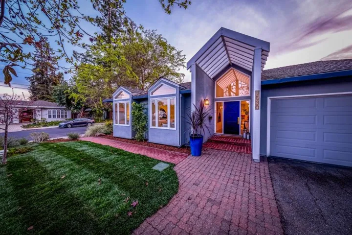 1030 Paradise Way, Palo Alto, California 94306