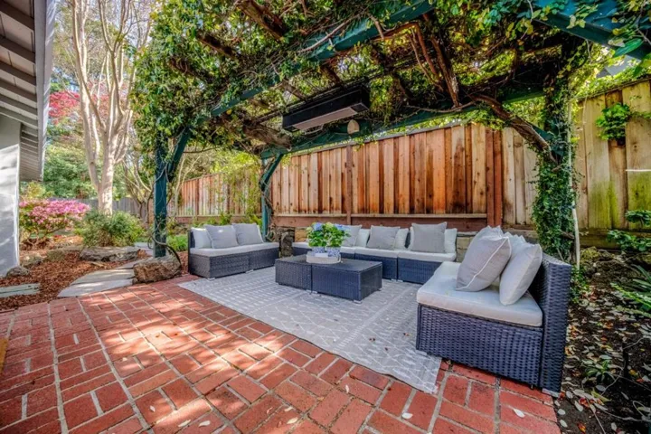 1030 Paradise Way, Palo Alto, California 94306