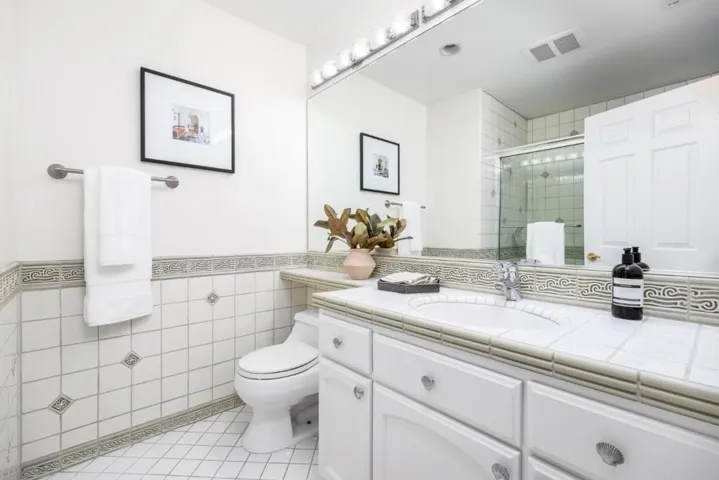 1030 Paradise Way, Palo Alto, California 94306