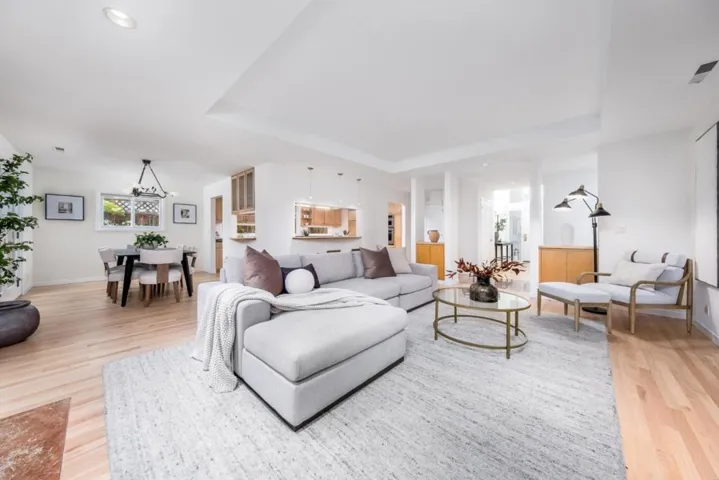 1030 Paradise Way, Palo Alto, California 94306