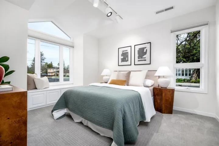1030 Paradise Way, Palo Alto, California 94306