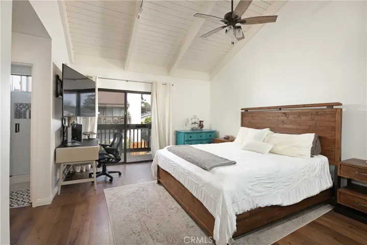 4214 Troost Avenue 13, Studio City, California 91604