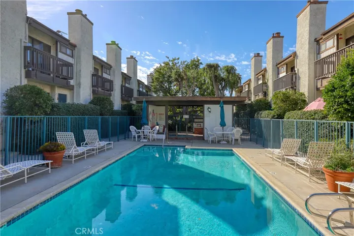 4214 Troost Avenue 13, Studio City, California 91604