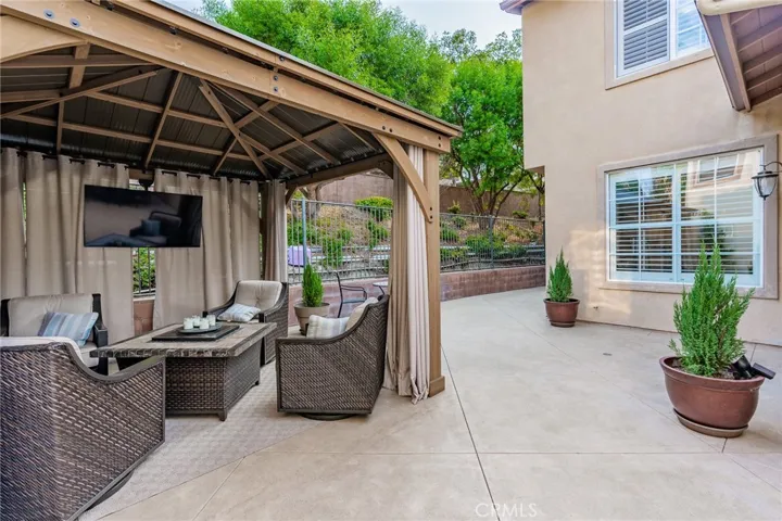5 Kyle Court, Ladera Ranch, California 92694