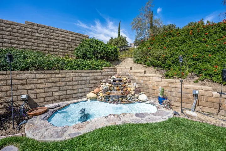28643 Ponderosa Street, Castaic, California 91384