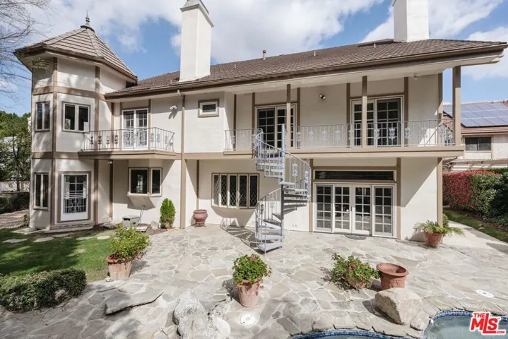 4631 Westchester Drive, Woodland Hills, California 91364