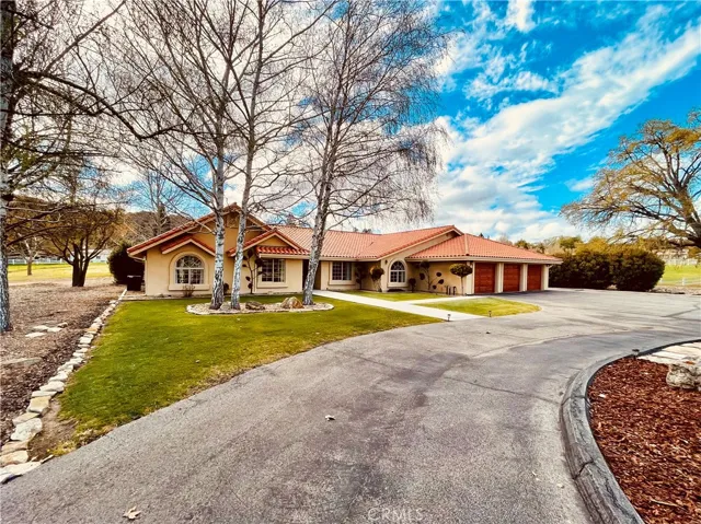 6850 Graves Creek Road Street, Atascadero, California 93422