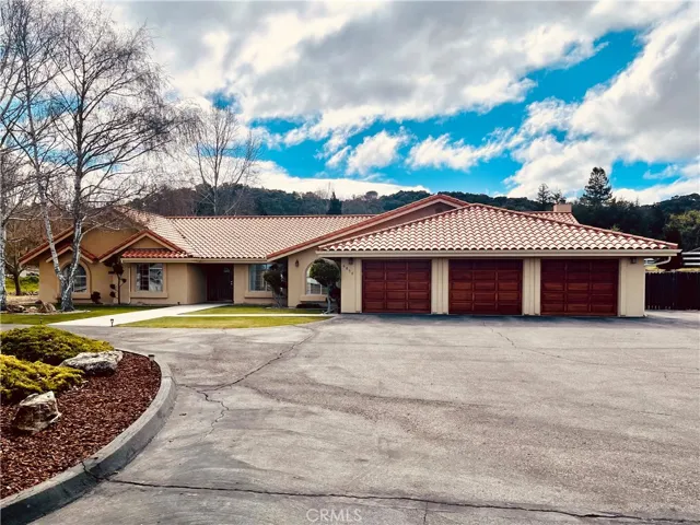 6850 Graves Creek Road Street, Atascadero, California 93422