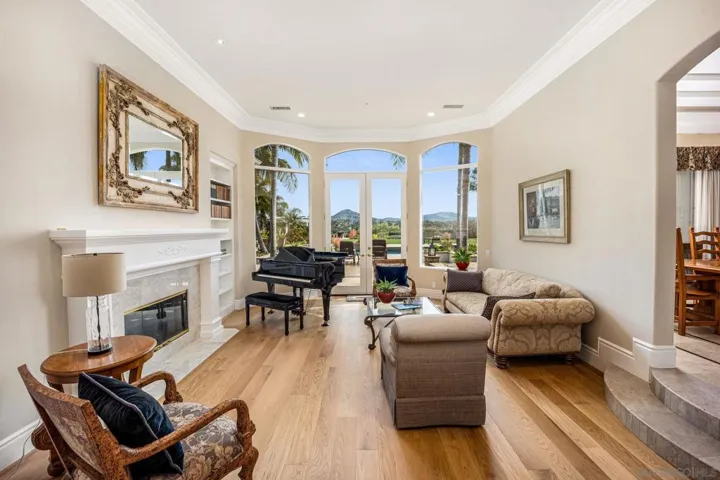 3451 Calle Margarita, Encinitas, California 92024