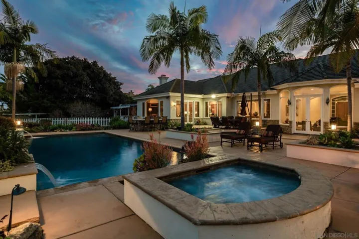 3451 Calle Margarita, Encinitas, California 92024