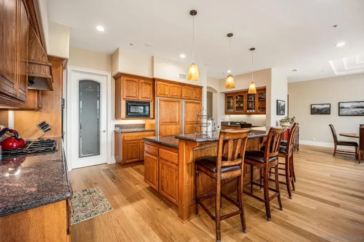 3451 Calle Margarita, Encinitas, California 92024