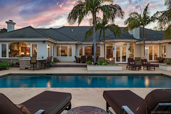 3451 Calle Margarita, Encinitas, California 92024