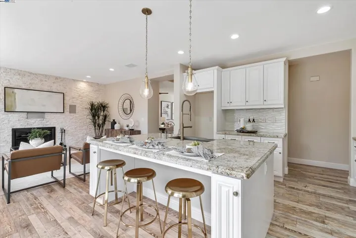 1740 Treehaven Ln, Tracy, California 95376