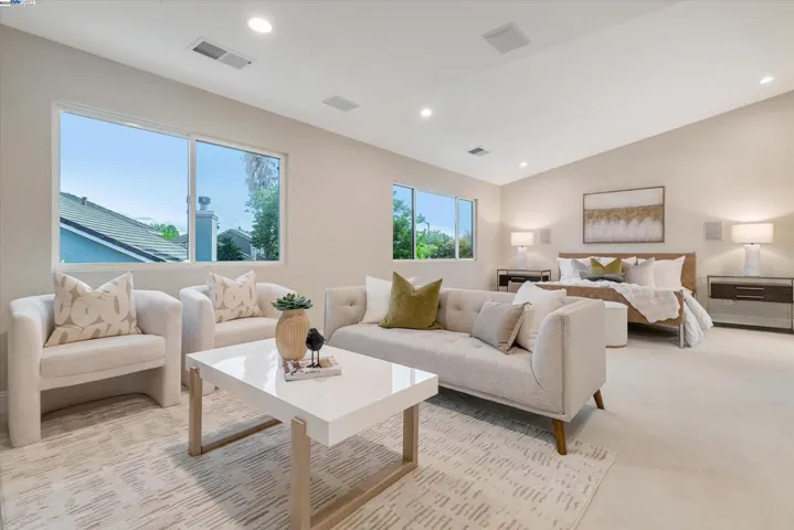 1740 Treehaven Ln, Tracy, California 95376
