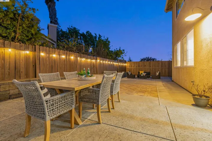 1740 Treehaven Ln, Tracy, California 95376