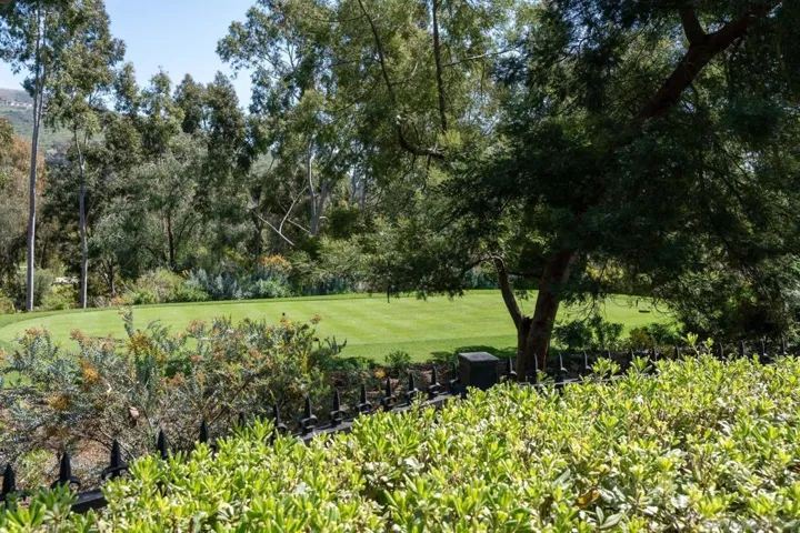 7045 Corte Laguna, Rancho Santa Fe, California 92091