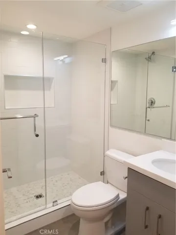 231 1/2 N Burlington Avenue, Los Angeles, California 90026
