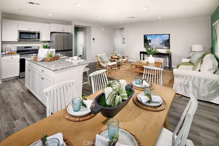 1206 Everlasting Drive, Perris, California 92571