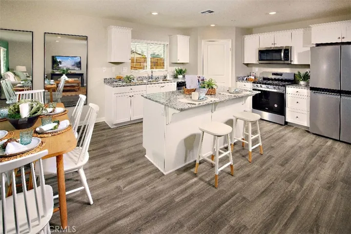 1206 Everlasting Drive, Perris, California 92571