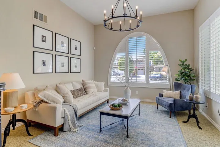 1695 Trenton Way, San Marcos, California 92078