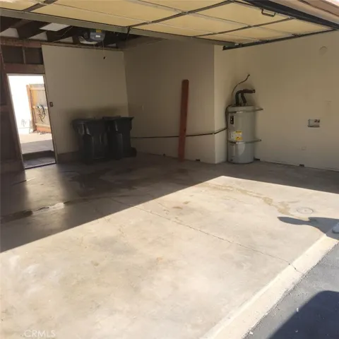 washer / dryer hookups